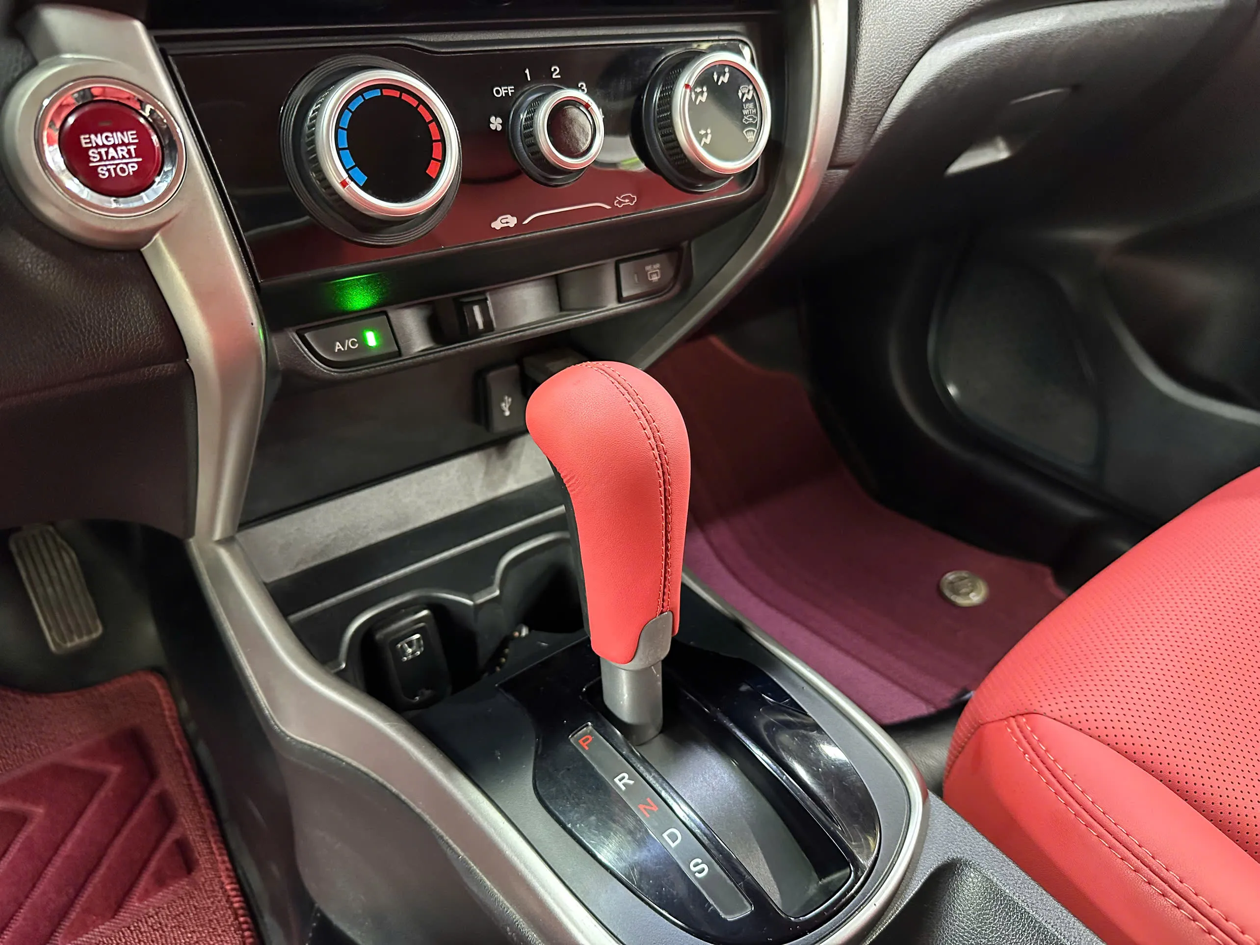 Bọc ghế Honda City